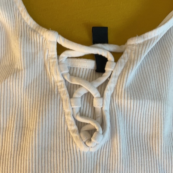 H&M white rubbed body suit - Picture 2 of 2